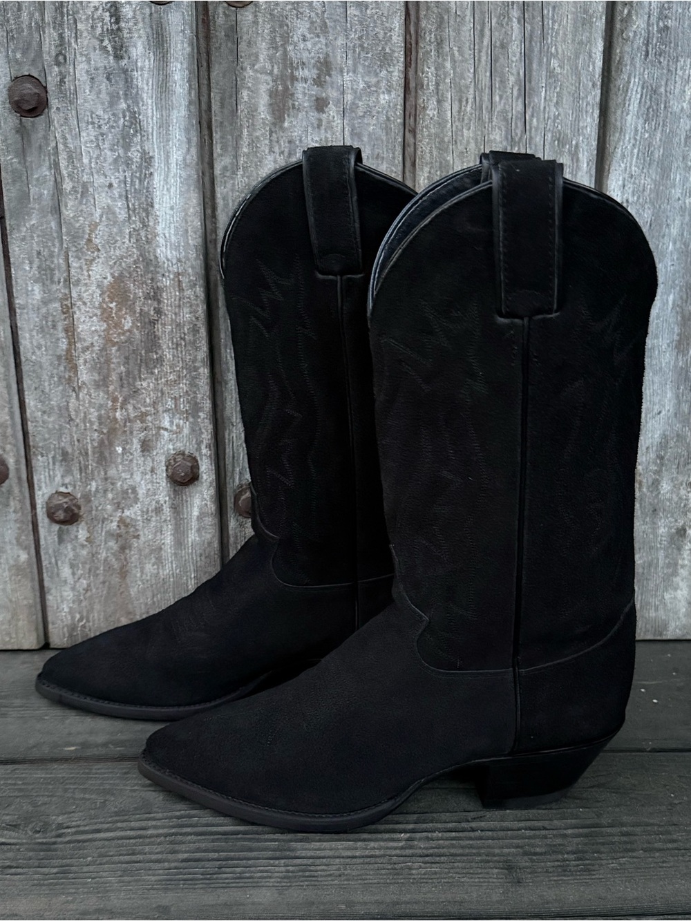 Vintage Justin Black Suede Women's Cowboy Boots in Like New Condition